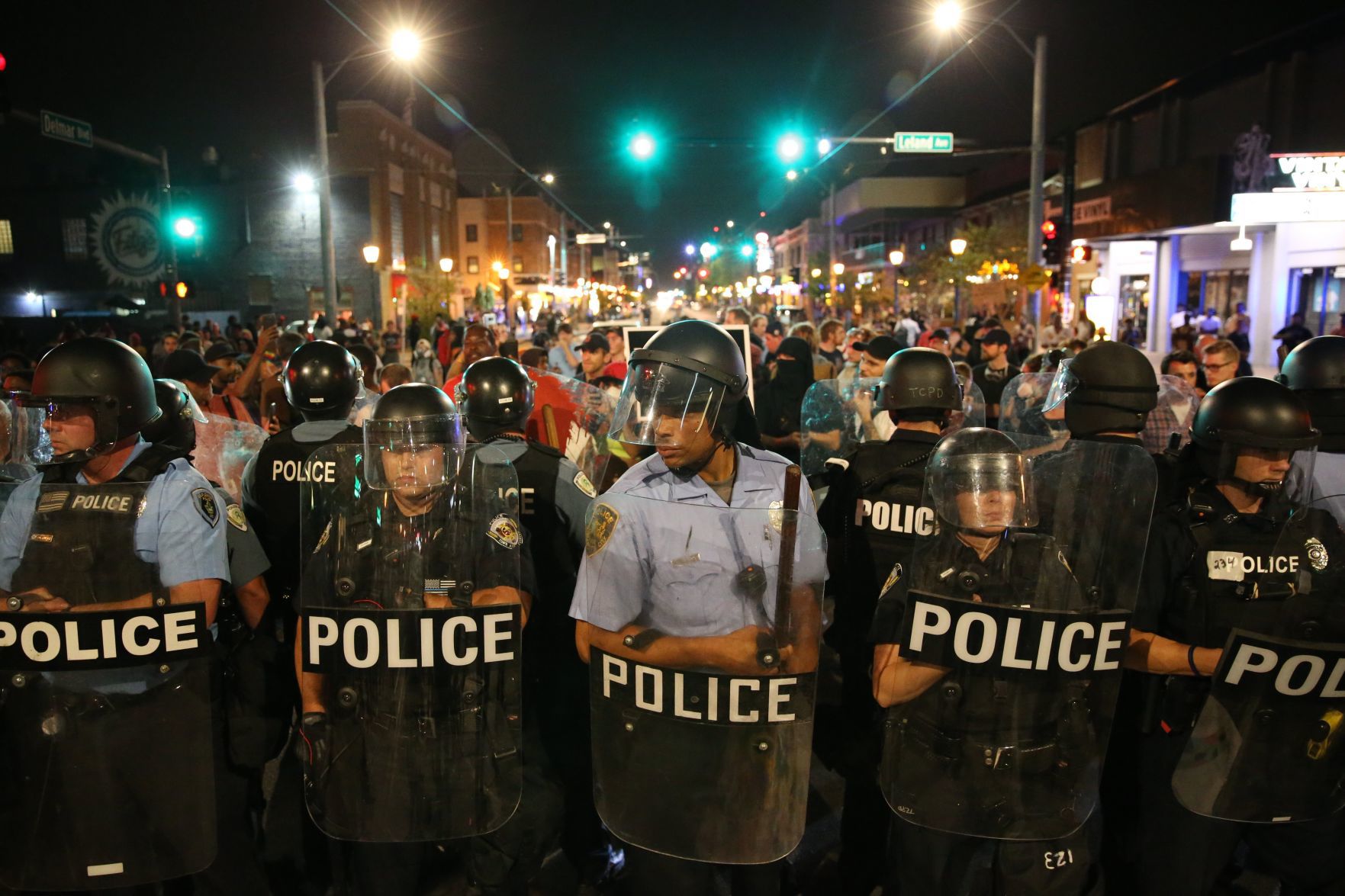 Second night of protests turn violent in the Loop
